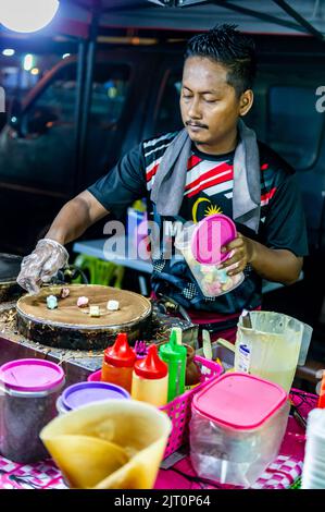 Malaysian Street Food at the Kuah night market, Langkawi, Malaysia Stock Photo