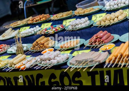 Malaysian Street Food at the Kuah night market, Langkawi, Malaysia Stock Photo