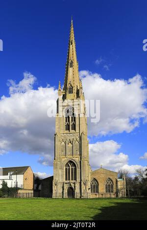 the-church-of-st-marys-whittlesey-town-cambridgeshire-england-uk