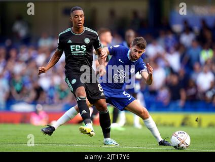 Leicester City's Youri Tielemans and Chelsea's Jorginho battle for the ball during the Premier League match at Stamford Bridge, London. Picture date: Saturday August 27, 2022. Stock Photo