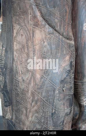 Makonde Statue of Female (detail of dress),  Dar-es-Salaam, Tanzania, Africa.  The Makonde are a tribe living on the borders between Tanzania and Moza Stock Photo