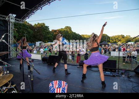 Abington Park, UK. 27th August 2022. Northampton is playing host to several tribute acts for some of the world’s best know artists over the Bank holiday weekend, the event is organised by Showtime Events Group. Credit: Keith J Smith./Alamy Live News. Stock Photo