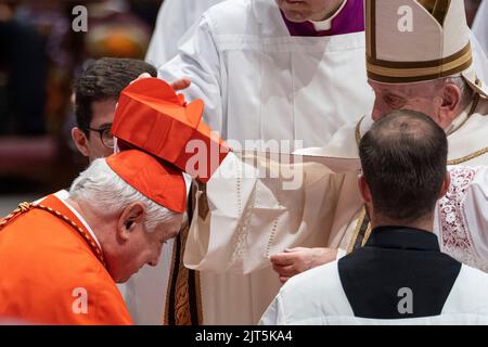 New Cardinal Jean-Marc Aveline receives the red three-cornered biretta hat  from Pope Francis during the Consistory to create 20 new cardinals at St.  Peter's Basilica. (Photo by Stefano Costantino / SOPA Images/Sipa