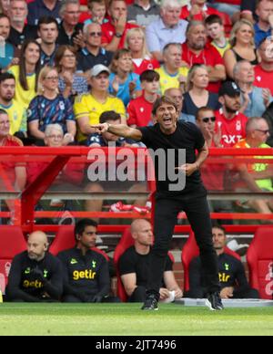 Nottingham, UK. 28th Aug, 2022. 28th August 2022; The City Ground, Nottingham, Nottinghamshire, England; Premier League football, Nottingham Forest versus Tottenham : Tottenham Hotspur manager Antonio Conte shouts instructions Credit: Action Plus Sports Images/Alamy Live News Stock Photo