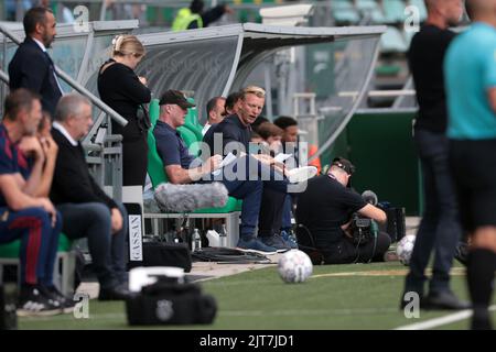 Paris, France. 28th Aug, 2022. THE HAGUE - (lr), Assistant John Metgod, Coach Dirk Kuijt or ADO Den Haag during the Dutch Kitchen Champion Division match between ADO Den Haag and Jong Ajax Amsterdam at the Bingoal Stadium on August 28, 2022 in The Hague, Netherlands. ANP JEROEN PUTMANS Credit: ANP/Alamy Live News Stock Photo