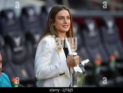 Barcelona,Spain.28 August,2022. FC Barcelona v Real Valladolid    Alexia Putellas poses for pictures holding her 'UEFA Women's Best Player of the Year 2021/2022 Award' before the match between RCD Espanyol and Real Madrid corresponding to the second day of La Liga Santander at RCDE Stadium in Barcelona, Spain. Credit: rosdemora/Alamy Live News Stock Photo