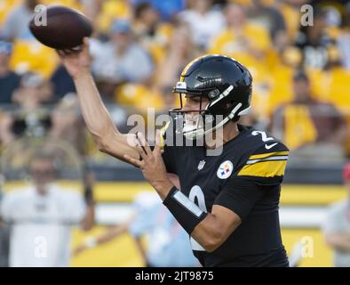 East Rutherford, New Jersey, USA. 22nd Dec, 2019. Quarterback Mason Rudolph  (2) of the Pittsburgh Steelers throws a pass during a game against the New  York Jets at MetLife Stadium on December 22, 2019 in East Rutherford, New  Jersey. Gregory Vasil