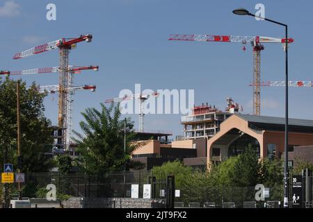 Saint Denis, France. 28th Aug, 2022. A general view shows on the construction site of the Athletes' Village of the Paris 2024 Olympic Games under construction in Saint Denis on August 28, 2022 north of Paris, France. (Photo by Paulo Amorim/Sipa USA) Credit: Sipa USA/Alamy Live News Stock Photo