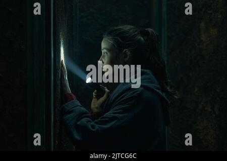 THE GIRL IN THE MIRROR, (aka ALMA), from left: Milena Smit, Mireia