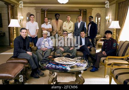 JEMISON,AFFLECK,REINER,CAAN,MAC,GOULD,PITT,CLOONEY,DAMON,CHEADLE,QIN, OCEAN'S THIRTEEN, 2007 Stock Photo