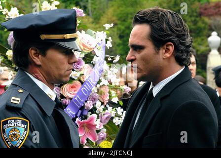 MARK WAHLBERG, JOAQUIN PHOENIX, WE OWN THE NIGHT, 2007 Stock Photo