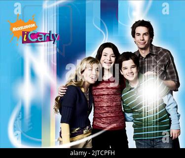 JENNETTE MCCURDY, MIRANDA COSGROVE, NATHAN KRESS, JERRY TRAINOR, ICARLY , 2007 Stock Photo