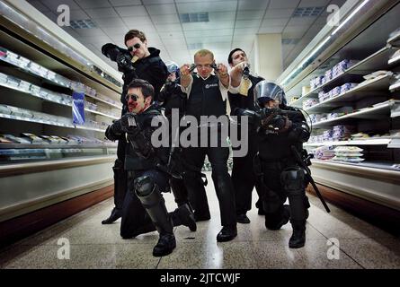 RAFE SPALL, PADDY CONSIDINE, SIMON PEGG, NICK FROST, OLIVIA COLMAN, HOT FUZZ, 2007 Stock Photo