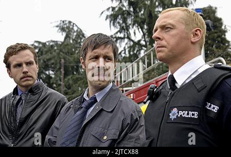 RAFE SPALL, PADDY CONSIDINE, SIMON PEGG, HOT FUZZ, 2007 Stock Photo