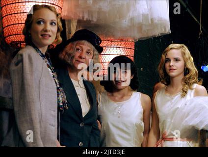 YASMIN PAIGE, EMMA WATSON, BALLET SHOES, 2007 Stock Photo - Alamy