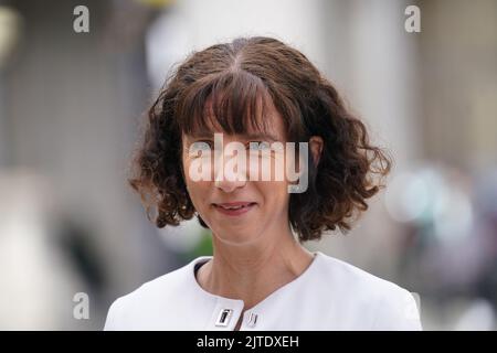 File photo dated 29/05/22 of Anneliese Dodds, chair of the Labour Party arrives at BBC Broadcasting House in London, to appear on the BBC One current affairs programme, Sunday Morning. Labour Party chairwoman Anneliese Dodds warned the 'massive increase' in the cap on energy bills 'will plunge many, many households into financial distress'. Asked about reports Liz Truss would support oil and gas drilling licences in the North Sea and if that was the answer, Ms Dodds told Times Radio: 'No, it's not and the answer really is to be taking action to get the cost of those bills down. Issue date: Tue Stock Photo