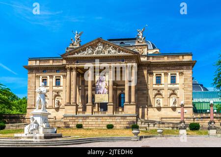 Picturesque view of the famous Hessisches Staatstheater Wiesbaden (Hessian State Theatre Wiesbaden), a theatre  in Wiesbaden, Germany. The building... Stock Photo