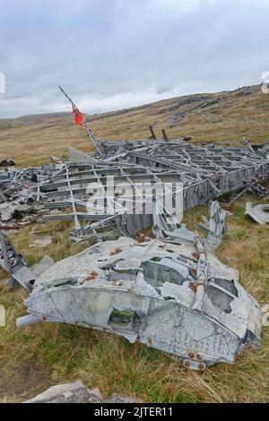 Canadian Air Force 1944 WW2 Wellington Bomber MF509 wreckage at Carreg Coch, Brecon Beacons, Wales, UK, October 2021. Stock Photo