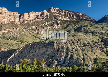 Elephant Head Rock (center), Sunlight Mesa, over Shell Canyon, early morning, Bighorn Mountains, Bighorn National Forest, Wyoming, USA Stock Photo