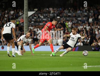 Craven Cottage, Fulham, London, UK. 30th Aug, 2022. Premier League football, Fulham versus Brighton: Solly March of Brighton &amp; Hove Albion taking a shot Credit: Action Plus Sports/Alamy Live News Stock Photo
