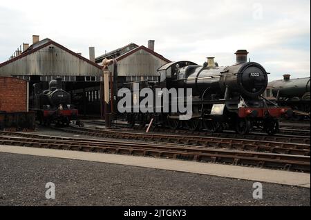 '1466', '5322' and 'Burton Agnes Hall' on shed at Didcot. Stock Photo