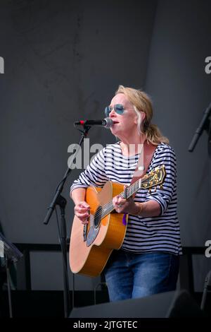 Mary Chapin Carpenter, Edmonton Folk Music Festival, Edmonton Alberta, Canada Stock Photo