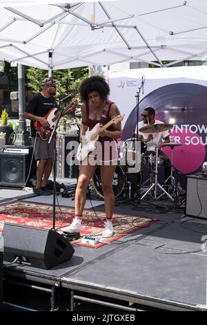 Seattle, USA. 30th Aug, 2022. The Black Tones playing in Westlake park. Stock Photo