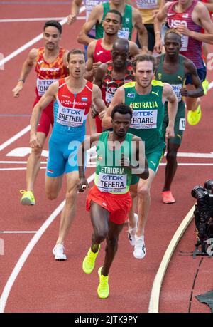 Samuel Tefera of Ethiopia competing in the men’s1500m heats at the World Athletics Championships, Hayward Field, Eugene, Oregon USA on the 16th July 2 Stock Photo