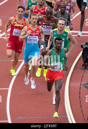 Samuel Tefera of Ethiopia competing in the men’s1500m heats at the World Athletics Championships, Hayward Field, Eugene, Oregon USA on the 16th July 2 Stock Photo