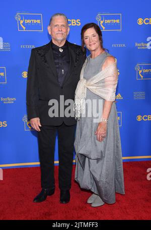 Jeff Kober and Adele Slaughter arriving at the 49th Annual Daytime Emmy Awards held at the Pasadena Civic Auditorium on June 24, 2022 in Pasadena, CA. © OConnor- Arroyo/AFF-USA.com Stock Photo