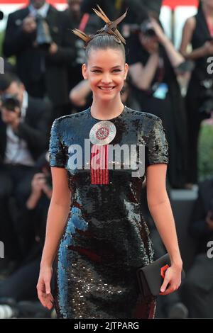Venedig, Italy. 31st Aug, 2022. Barbara Palvin attends the 'White Noise' And Opening Ceremony Red Carpet during the 79th Venice International Film Festival in Venice. Credit: Stefanie Rex/dpa/Alamy Live News Stock Photo