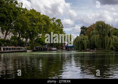 Little Venice, Maida Vale, offering boats trips along the canal along to Camden Town. Little Venice is a beauty spot and tourist destination in London Stock Photo