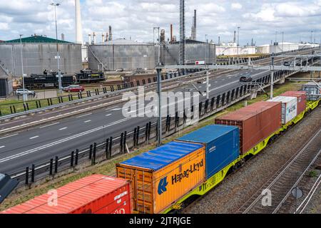 Shell Pernis refinery, largest refinery in Europe, production, logistics and tank facilities, production of various petroleum products, such as petrol Stock Photo