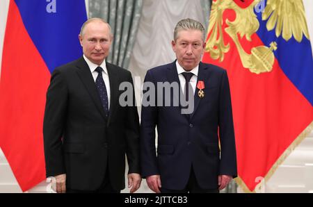 Russia's state media reports that LUKOIL Chairman Ravil Maganov - a critic of Putin's invasion of Ukraine - has died after falling from a window at the Central Clinical Hospital near Moscow, Russia. Pictured is LUKOIL's Ravil Maganov.with Russian President Vladimir Putin in 2019 at a ceremony for presenting state decorations. The Order of Alexander Nevsky was awarded to Maganov. Russia's second largest oil company made headlines in early March after speaking out against Russia's invasion of Ukraine. Photo: Russian President's Office Stock Photo