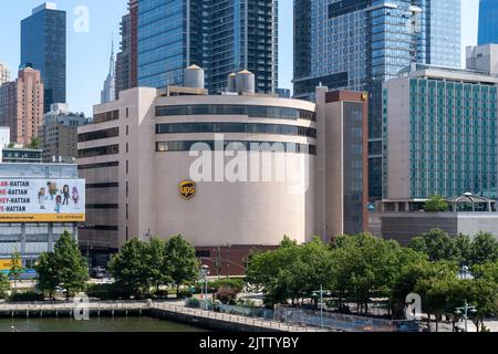 New York City, New York, USA - August 20, 2022: An UPS (United Parcel Service) Customer Center on West 43rd Street in New York City, USA Stock Photo