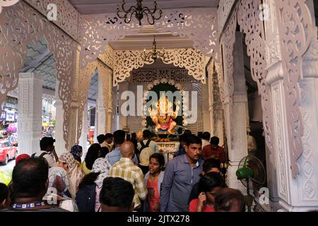 01 September 2022, Pune, Maharashtra, India, Beautiful idol of Lord Ganesh installed by Guruji Talim Ganpati during Ganesh festival 2022. Stock Photo