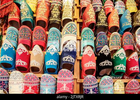 Traditional moroccan shoes Soft leather Moroccan slippers in the Souk, Faz, Morocco, North Africa Stock Photo