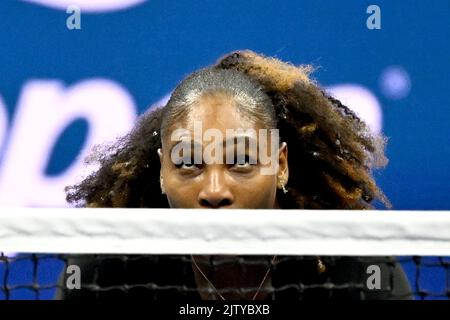 Queens, NY, USA. 01st Sep, 2022. **NO NY NEWSPAPERS** Serena Williams (USA) waits for sister Venus Williams (USA) to serve to Lucie Hradecka (CZE) and Linda Noskova (CZE) during their doubles match during the 2022 US Open at the USTA Billie Jean King National Tennis Center on September 1, 2022 in Queens, New York City. Credit: Mpi04/Media Punch/Alamy Live News Stock Photo