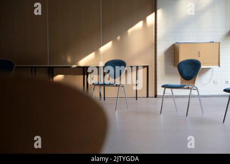Icon image, Chairs in a circle prepared for a meeting Stock Photo