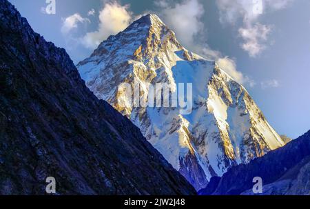 K2 peak 8,611 meters above sea level, the second highest mountain in the world situated in the Gilgit Baltistan region of Pakistan Stock Photo