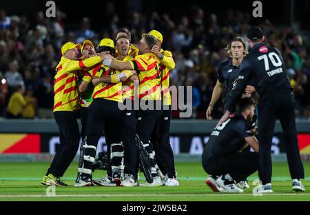 London, UK. 03rd Sep, 2022. Trent Rockets players celebrate winning during the The Hundred Mens Final Trent Rockets v Manchester Originals at Trent Bridge, Nottingham, United Kingdom, 3rd September 2022 (Photo by Ben Whitley/News Images) in London, United Kingdom on 9/3/2022. (Photo by Ben Whitley/News Images/Sipa USA) Credit: Sipa USA/Alamy Live News Stock Photo