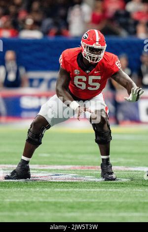 https://l450v.alamy.com/450v/2jw5t3w/georgia-bulldogs-offensive-lineman-amarius-mims-65-during-the-ncaa-college-football-chick-fil-a-kickoff-game-between-the-oregon-ducks-and-the-georgia-bulldogs-on-saturday-september-3-2022-at-the-mercedes-benz-stadium-in-atlanta-georgia-jacob-kupfermancsmsipa-usacredit-image-jacob-kupfermancal-sport-mediasipa-usa-2jw5t3w.jpg