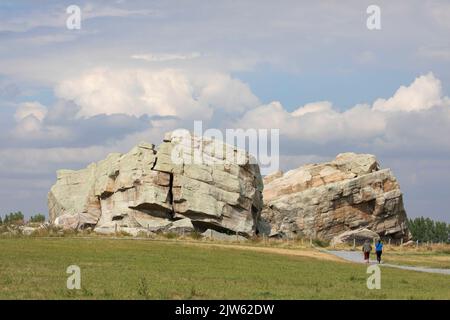 Okotoks Big Rock, the largest glacial erratic carried in glacier ice from Mount Edith Cavell, Rocky Mountains to the prairies during the Pleistocene Stock Photo