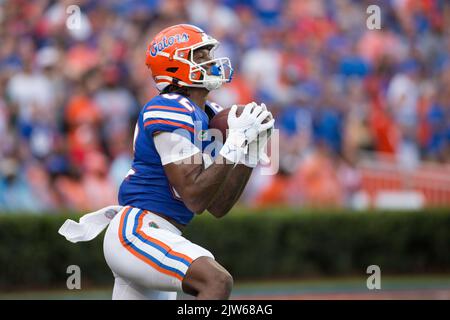 September 3, 2022: Florida Gators wide receiver Ja'Markis Weston (82) returns the opening kick-off during the NCAA football game between the Utah Utes and the Florida Gators at Ben Hill Griffin Stadium Gainesville, FL. The Florida Gators defeat number 7 Utah Utes 29 to 26. Jonathan Huff/CSM. Stock Photo