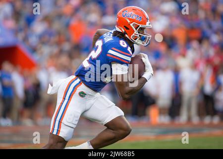 September 3, 2022: Florida Gators wide receiver Ja'Markis Weston (82) returns the opening kick-off during the NCAA football game between the Utah Utes and the Florida Gators at Ben Hill Griffin Stadium Gainesville, FL. The Florida Gators defeat number 7 Utah Utes 29 to 26. Jonathan Huff/CSM. Stock Photo