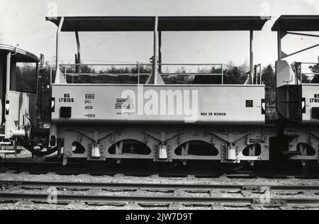 Image of Wagen No. NS 178 155 for the transport of sodium chlorate of the weed control train (spray train) of the N.S. Stock Photo