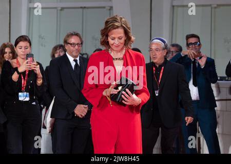 Sigourney Weaver attends the 'Master Gardner' red carpet at the 79th Venice International Film Festival on September 03, 2022 in Venice, Italy. Â©Photo: Cinzia Camela. Stock Photo