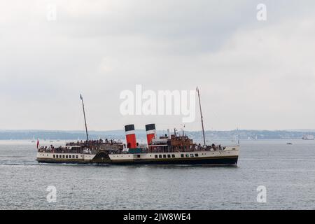 Paddle Steamer Waverley full of tourists on a day trip around the Solent. The only example of this type of vessel still operating in the world. Stock Photo