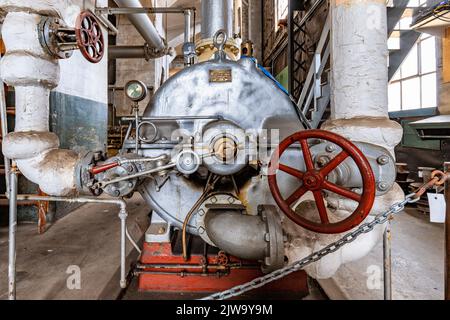 Seattle, WA. USA -08-27-2022: Westinghouse Steam Turbine at Georgetown Steam Plant Stock Photo