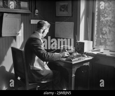Image of an employee of the Royal Dutch Meteorological Institute (K.N.M ...